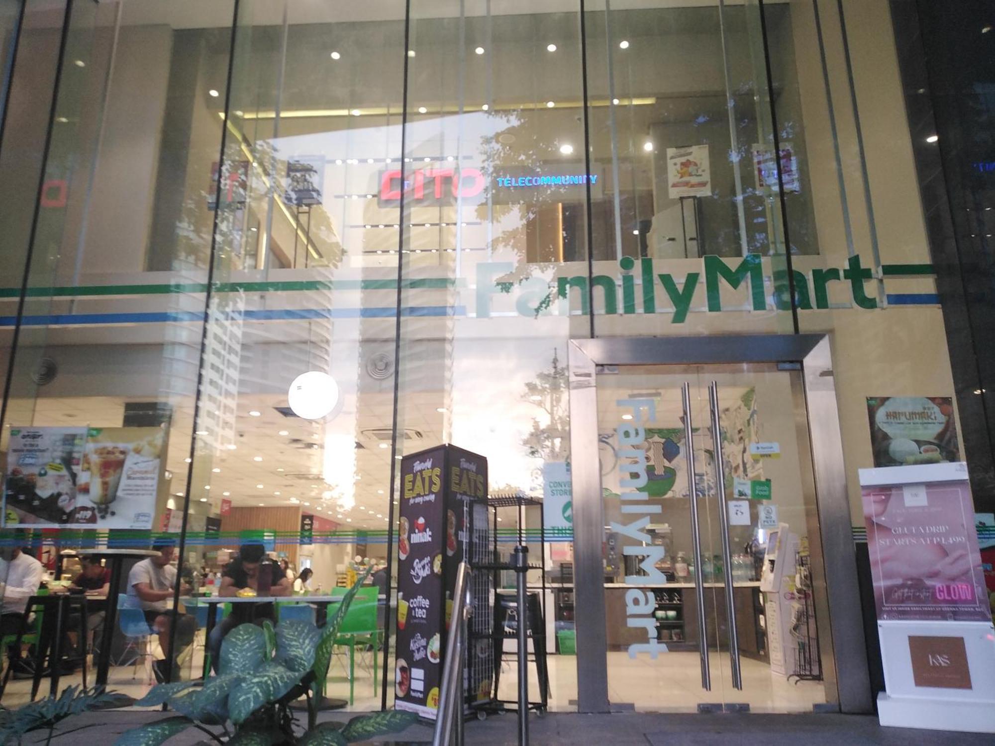 2 Bedrooms Units Forbes Area 5Th Avenue Bgc Center Manila Exterior photo